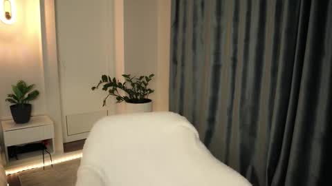 katherinepinke online show from January 14, 2:44 pm