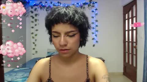 Snapshot of kathina_t chatting on October 22, 8:58 pm kathina online show from October 22, 8:58 pm