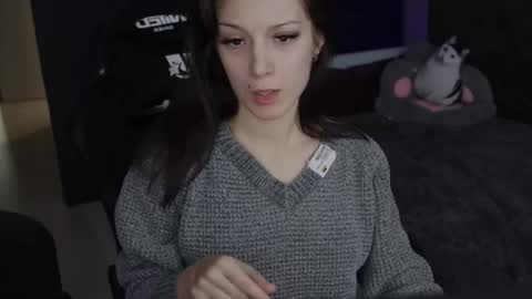 Snapshot of kathleen_frost chatting on December 9, 7:17 am kathleen_frost online show from December 9, 7:17 am