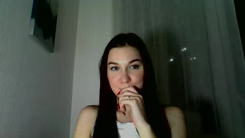 katie_foxi online show from November 15, 8:10 pm