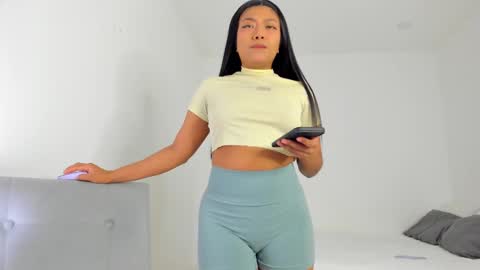 Follow me on instagram and twitter as correaktnees online show from February 26, 5:24 am