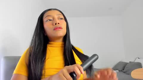 Follow me on instagram and twitter as correaktnees online show from March 11, 7:46 am