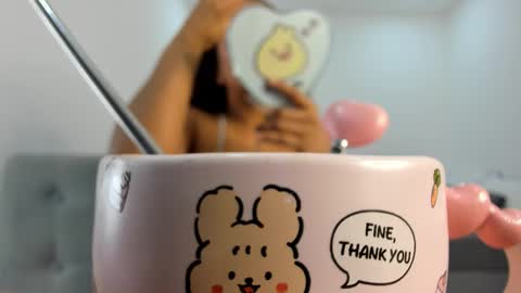 Follow me on instagram and twitter as correaktnees online show from September 9, 5:40 am