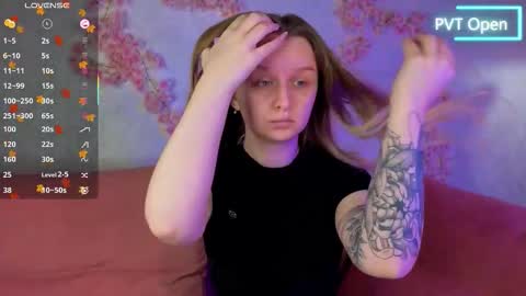 Katrina Bail online show from November 23, 4:26 am