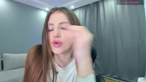 Katty4Sue online show from February 25, 9:20 am