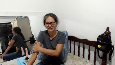 angel online show from February 10, 10:30 pm