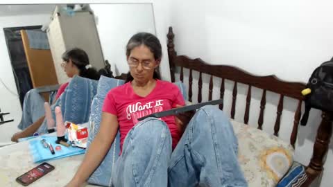 angel online show from February 6, 9:06 pm