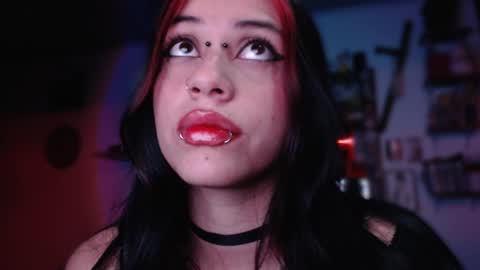      online show from January 8, 3:51 am