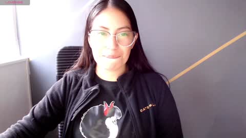 KATY online show from December 12, 11:18 am