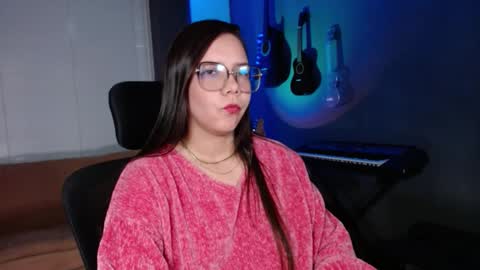 Kay online show from February 3, 7:07 pm