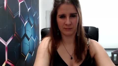 KayaLips online show from December 31, 3:20 pm