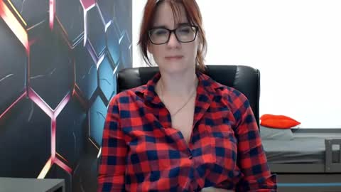 KayaLips online show from March 10, 4:14 pm