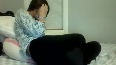 kaylaelizabeth97 online show from December 16, 12:38 am