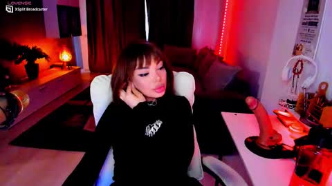 kaylee online show from March 7, 3:41 pm