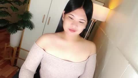 Y O U R        F U T U R E       K A Y L E E  online show from January 10, 10:47 pm