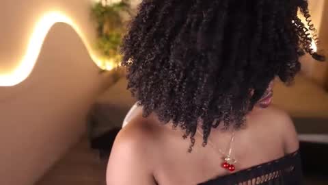 Kehlannis online show from October 16, 8:33 pm