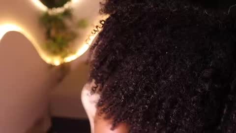 Kehlannis online show from October 7, 9:08 pm