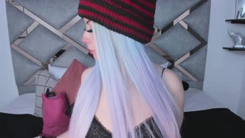 Keidy Monday to Saturday from 200 pm to 810pm  UTC-5 Colombia Time online show from February 5, 7:10 pm