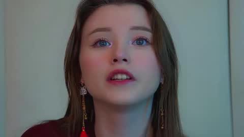 Keira online show from February 2, 6:29 pm