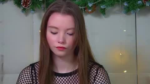 Keira online show from December 21, 6:17 am