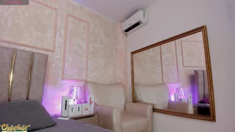 keirahartz online show from November 20, 3:51 am