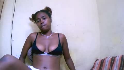 keisha759446 online show from November 13, 12:15 pm