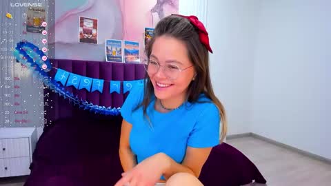 Kelly online show from October 2, 1:10 am