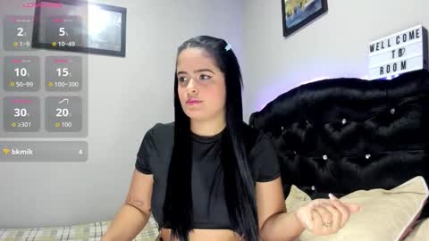 Snapshot of kellymillian_ chatting on September 18, 6:50 pm kellyMillian  online show from September 18, 6:50 pm