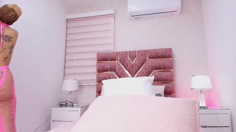 kemdall lopez online show from January 6, 2:59 am