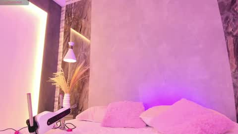 Natty online show from March 8, 3:37 am