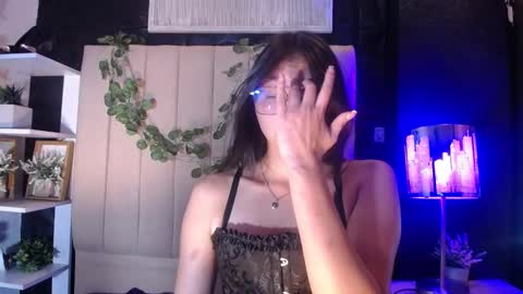 kendall_saenz online show from October 6, 7:29 pm