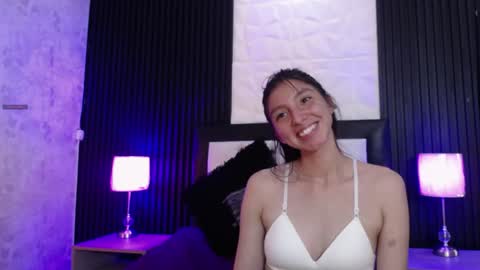 kendall_saenz online show from December 18, 9:08 pm