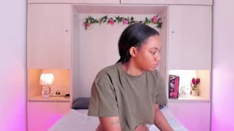 Kendal online show from October 14, 4:15 am