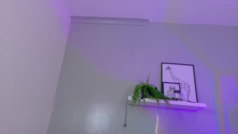   online show from October 13, 10:18 am