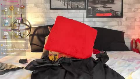 Kendall online show from March 2, 5:08 am