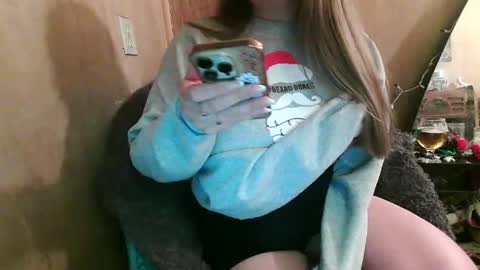 Snapshot of kennedynova777 chatting on February 8, 9:25 pm Kennedy Nova  online show from February 8, 9:25 pm