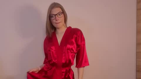 Lisa online show from February 13, 6:09 pm