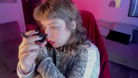 Kenzie online show from October 2, 5:45 am