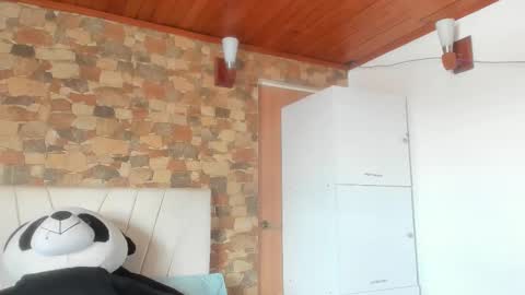 Khami online show from February 20, 6:31 pm