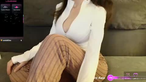 Khaleesi online show from December 18, 9:30 pm