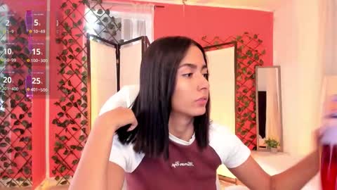 Khloe online show from September 24, 12:37 pm