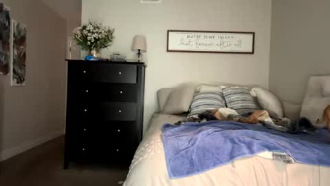 kiannaluv online show from September 22, 11:41 am