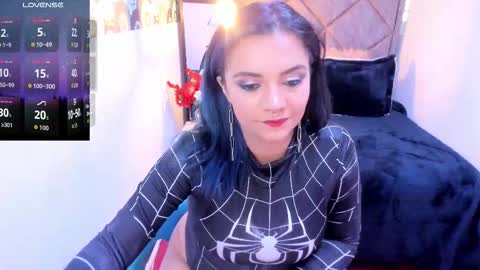 Snapshot of kiara_cruz__ chatting on October 23, 5:41 pm kiara Cruz online show from October 23, 5:41 pm
