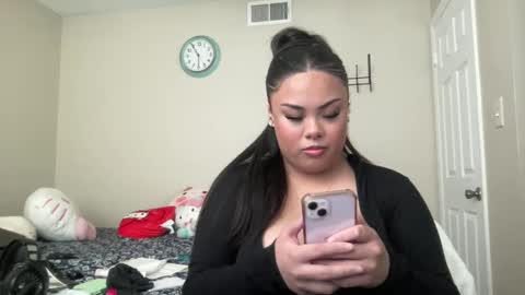 Snapshot of kiaradanielaxx chatting on October 3, 9:31 pm kiaradanielaxx online show from October 3, 9:31 pm