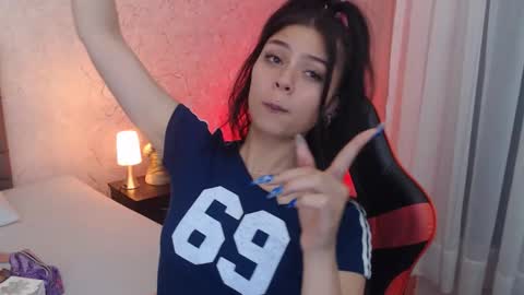 kIKI online show from February 27, 5:18 am