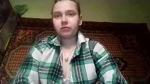 kikibang_ online show from November 24, 8:27 am