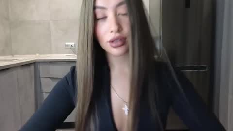 EvaAnna online show from February 21, 7:32 pm