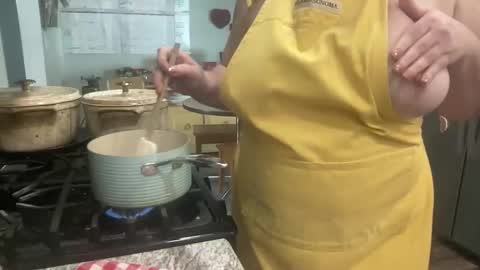 Kim online show from October 21, 6:45 pm