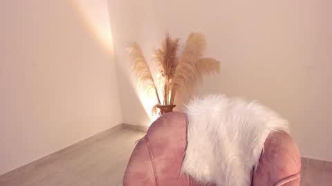 Kim Murphy online show from September 17, 1:09 pm