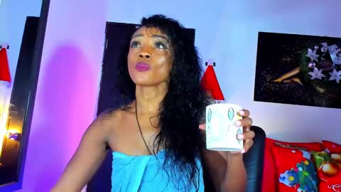 Kimberly Banks online show from December 23, 10:53 am